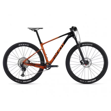 Bicicleta Giant XTC Advanced 29 2 Black/Amber Glow 2023