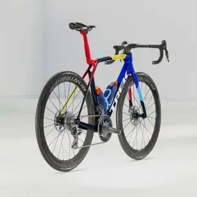 Madone SLR 9 AXS Gen 8