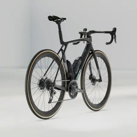 Madone SLR 7 AXS Geração 8