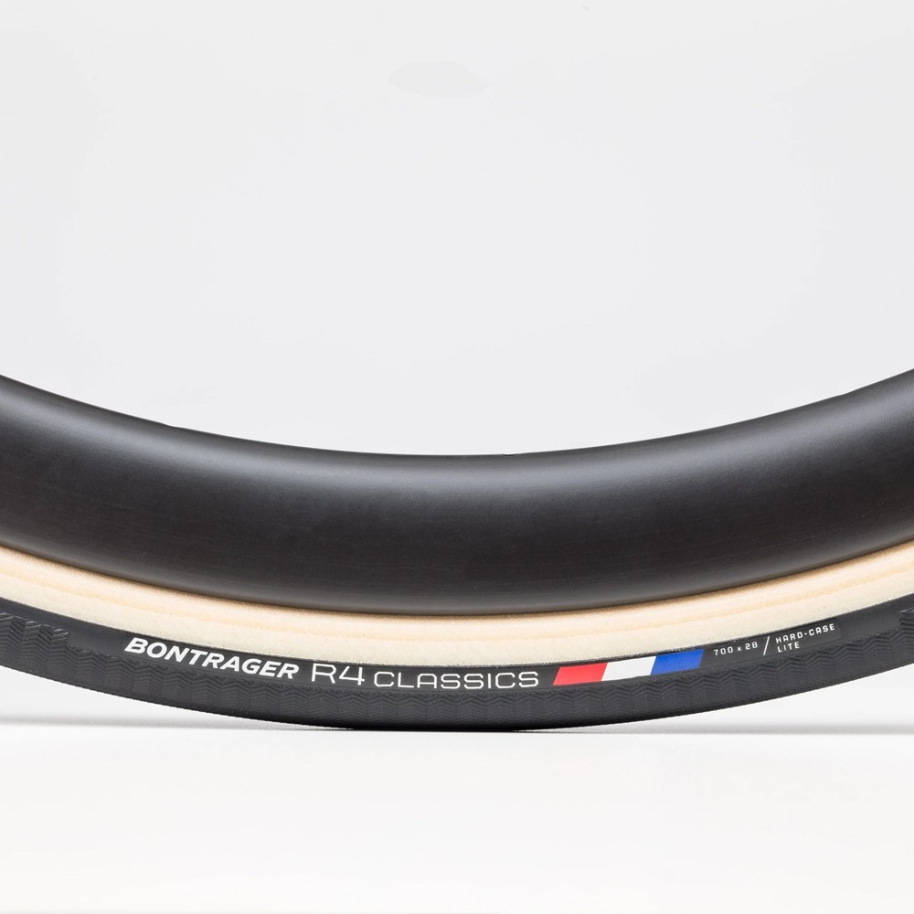 Cubierta Bontrager R4 Classics Hard-Case Lite Carretera