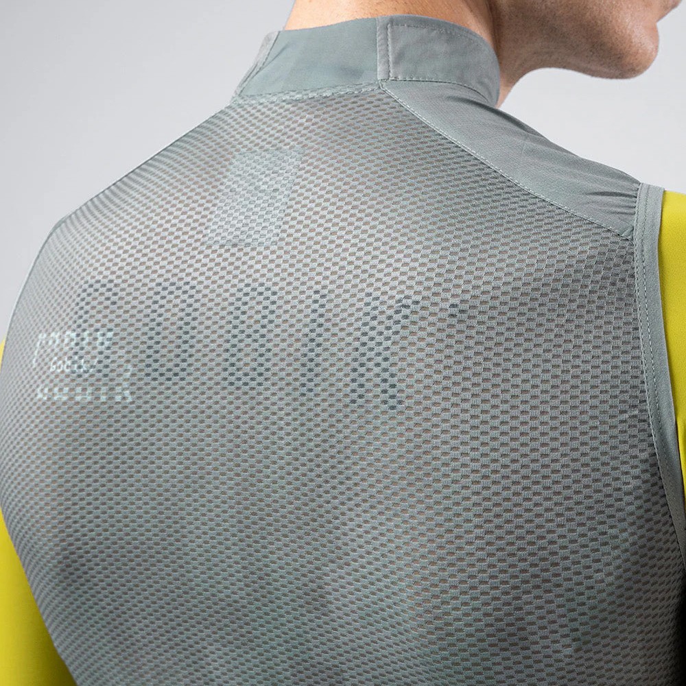 Chaleco Gobik Plus 2.0 Hombre Cedar Check 2025 | Chalecos