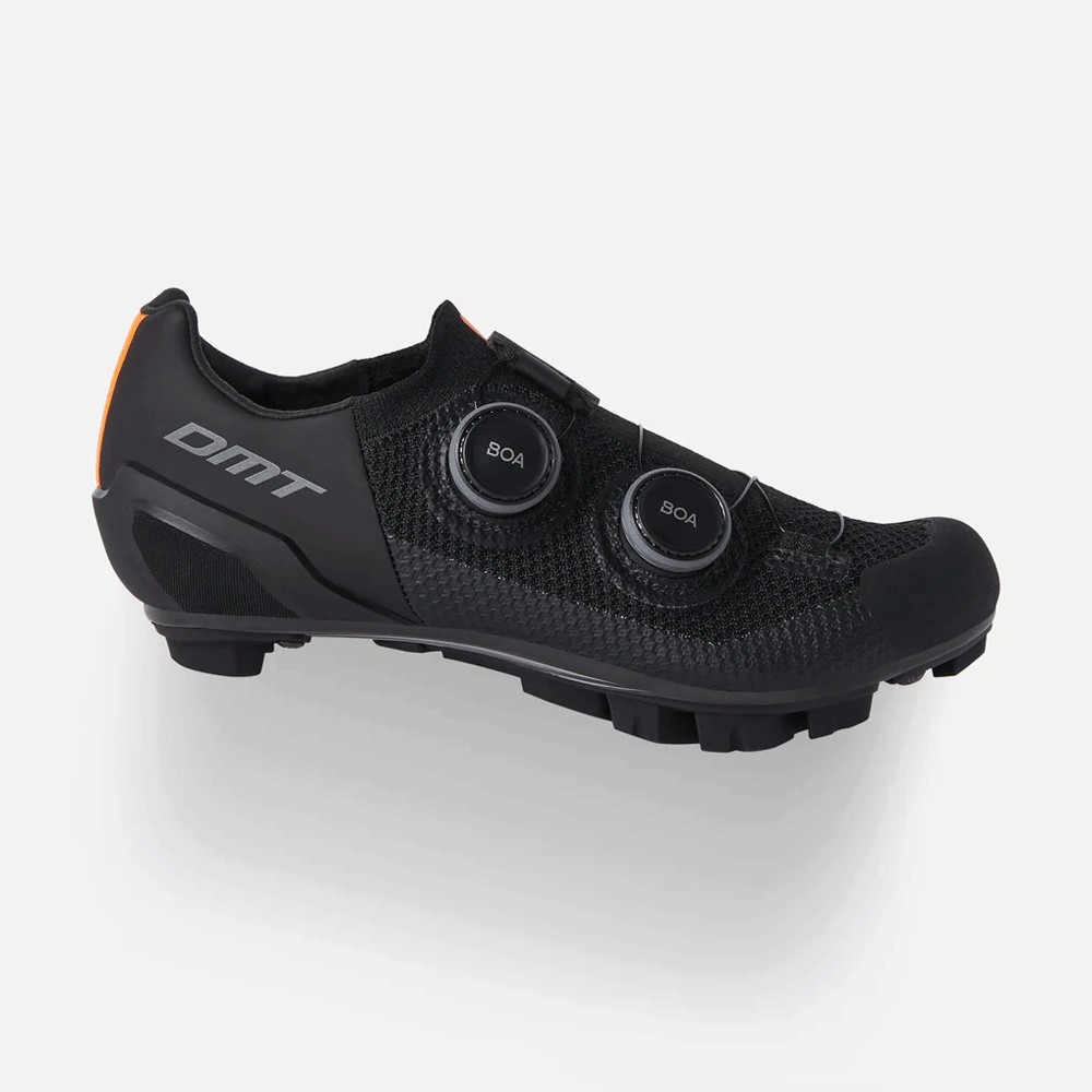 Zapatillas Montaña DMT MH10 Negro/Negro | Zapatillas