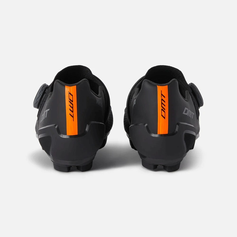 Zapatillas Montaña DMT MH10 Negro/Negro | Zapatillas