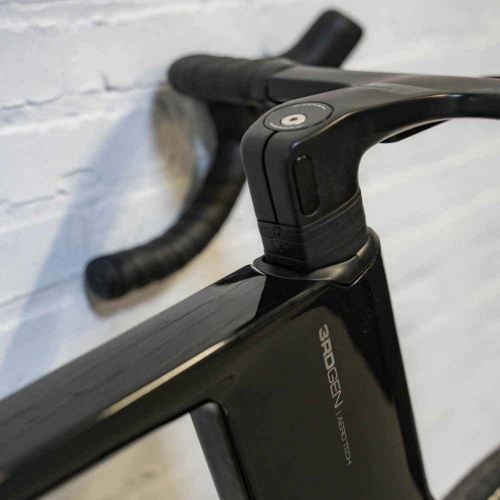 Bicicleta Ridley Noah 3.0 Ultegra Di2 Black 2025 | Carretera