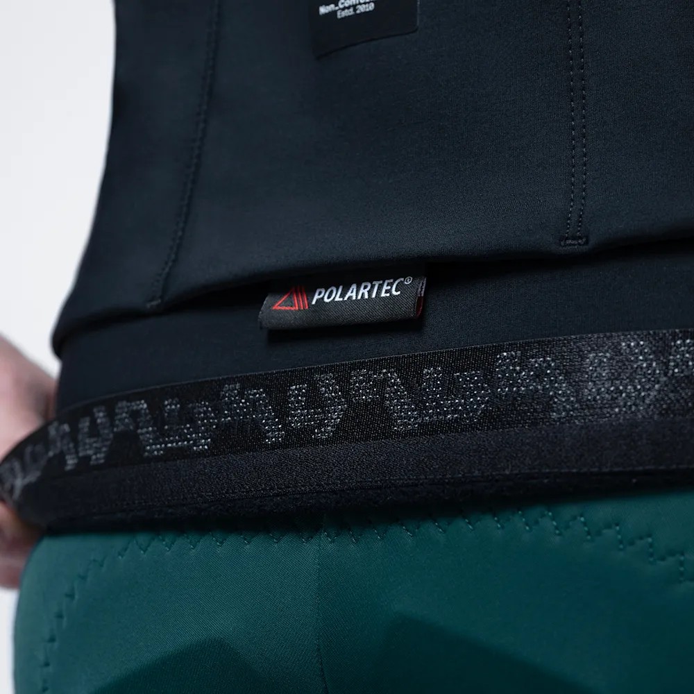 Chaqueta Termica Gobik Skimo Solid Hombre Ink Black 2026