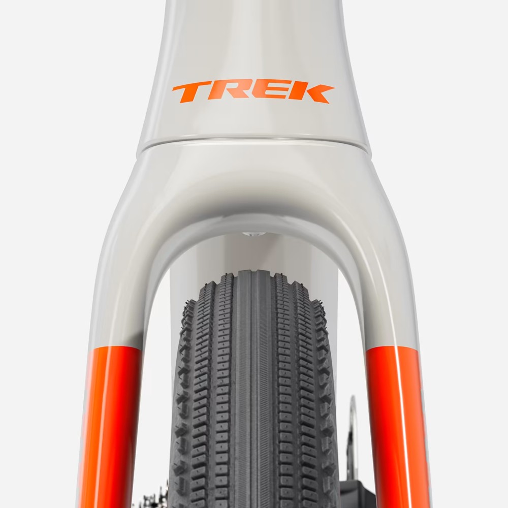 Bicicleta Trek Checkmate SLR 7 AXS Era White/Buff Beige 2026