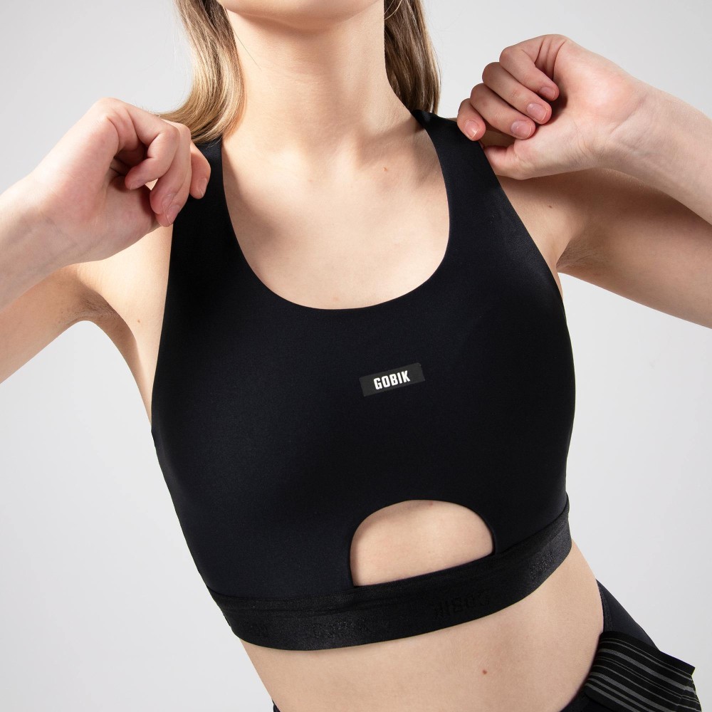 Top Deportivo Gobik Crux Mujer Jet Black 26 | Camisetas