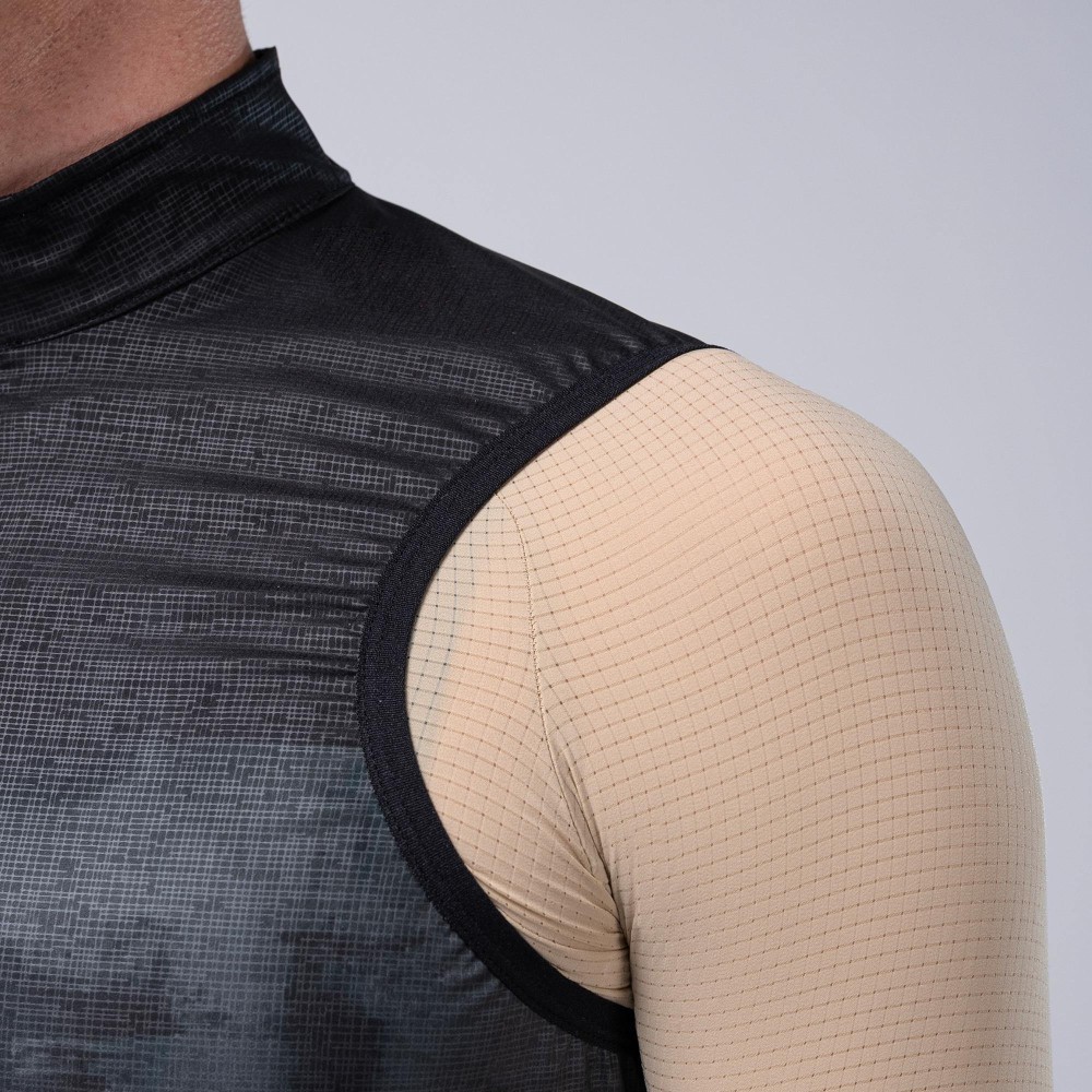 Chaleco Gobik Plus 2.0 Hombre Blackcurrant 26 | Chalecos