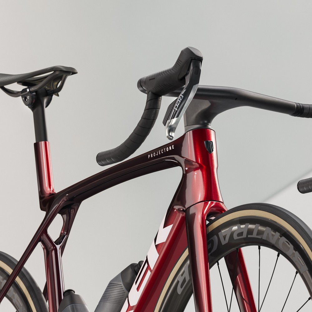 Bicicleta Trek Madone SLR 9 Gen 8 AXS Carbon Red Smoke 2027