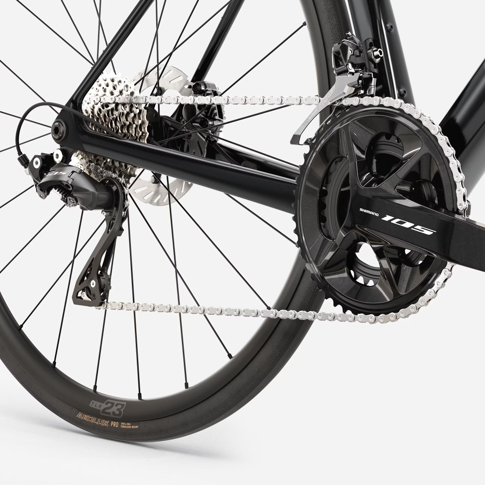 Bicicleta Trek Madone SL 5 Gen 8 Gloss Dark Star/Matte Deep Smoke 2027