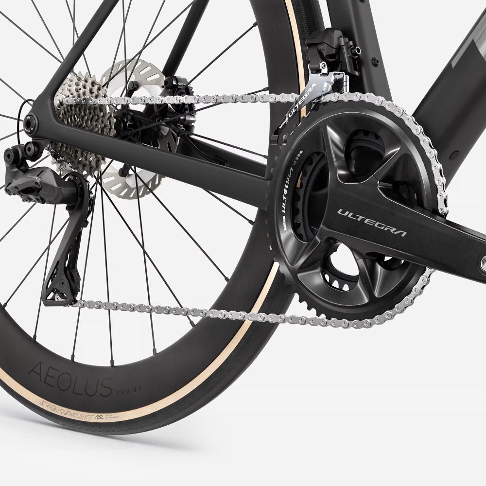 Bicicleta Trek Domane SLR 7 Gen 5 Matte Deep Smoke 2027