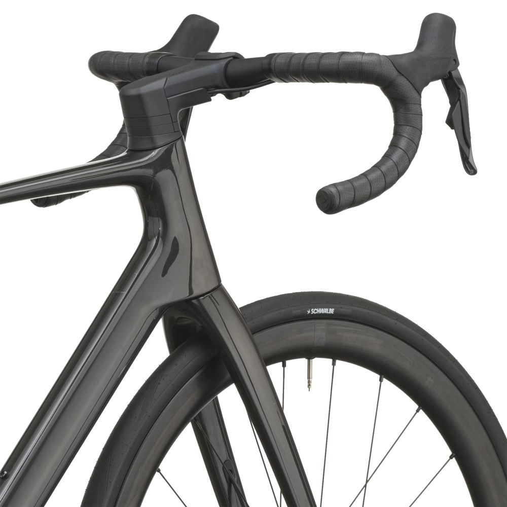 Bicicleta Scott Addict 20 Carbon Black 2027